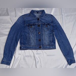 American Eagle Outfitters Classic Blue Jean Jacket